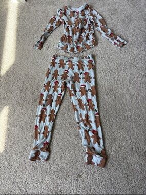 Pink Chicken Kids Gingerbread Print Pajama Set - blue and brown